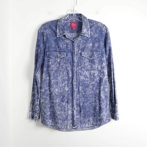 John & Jenn Anthropologie shirt stone wash chambray loose fit tie-dye denim top